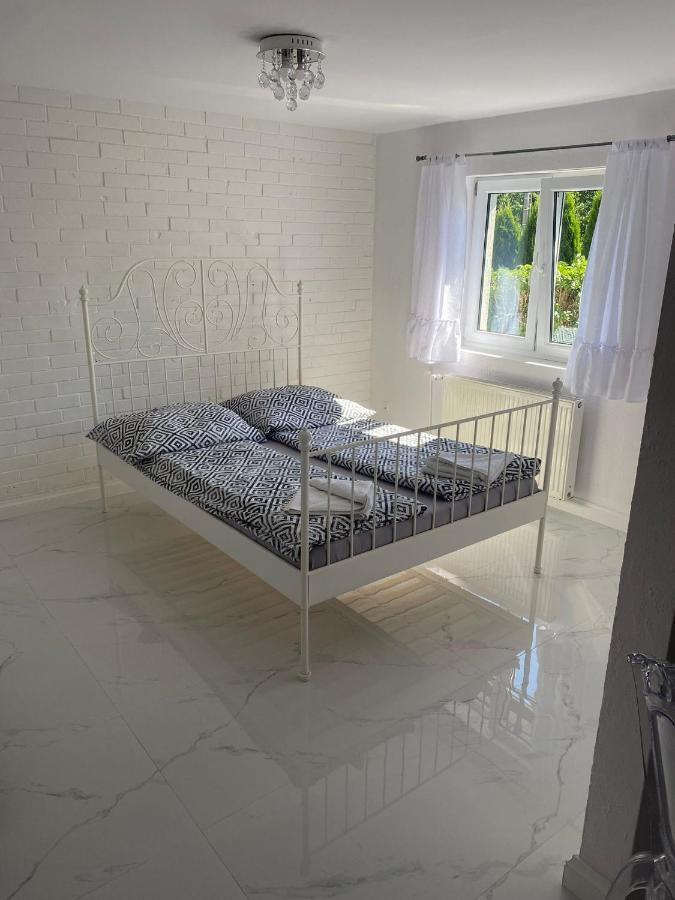 White Apartment Elbląg Extérieur photo